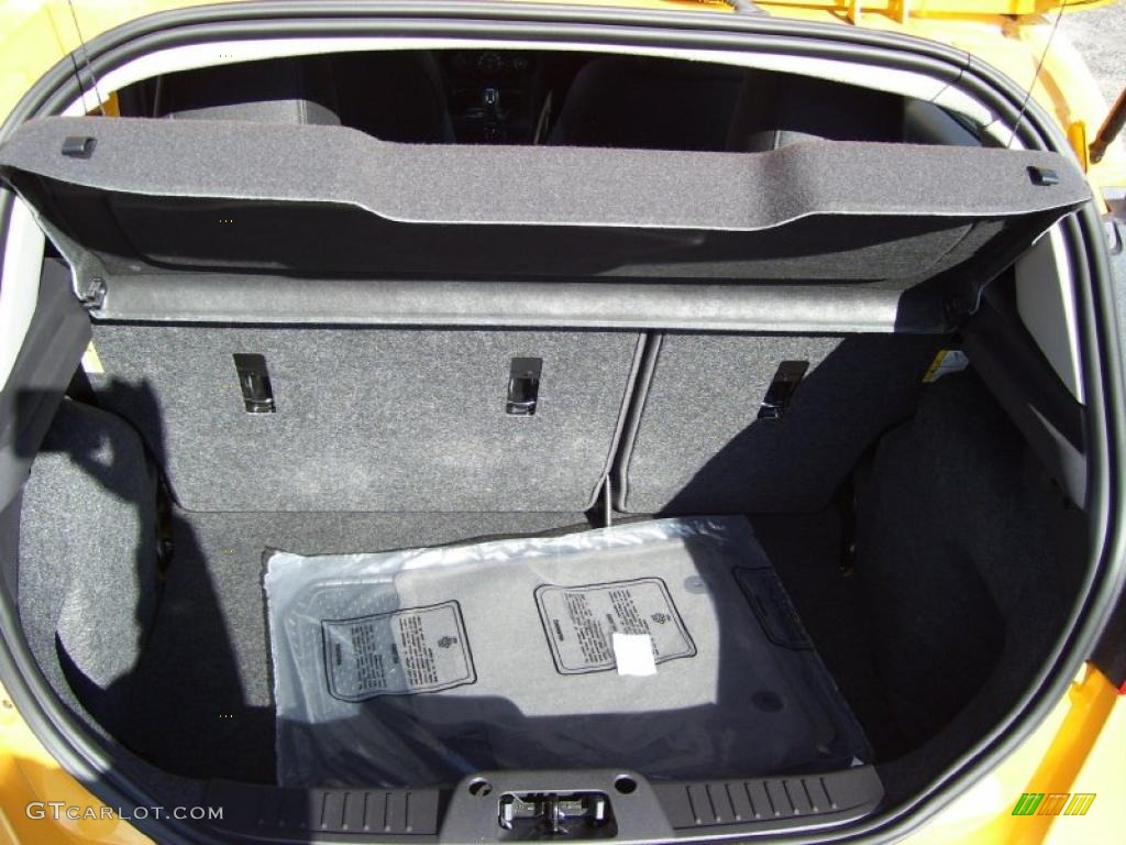 2011 Ford Fiesta SES Hatchback Trunk Photo #39128023