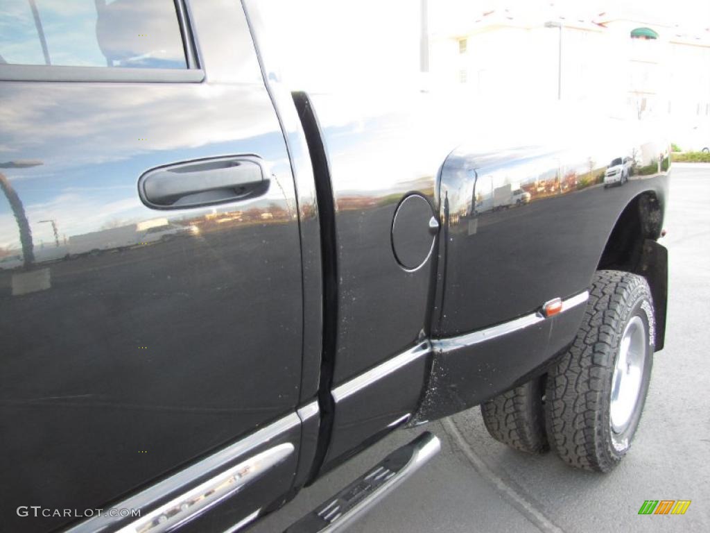 2007 Ram 3500 Laramie Quad Cab 4x4 Dually - Brilliant Black Crystal Pearl / Medium Slate Gray photo #19