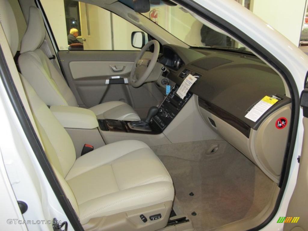 Beige Interior 2011 Volvo XC90 3.2 Photo #39130843