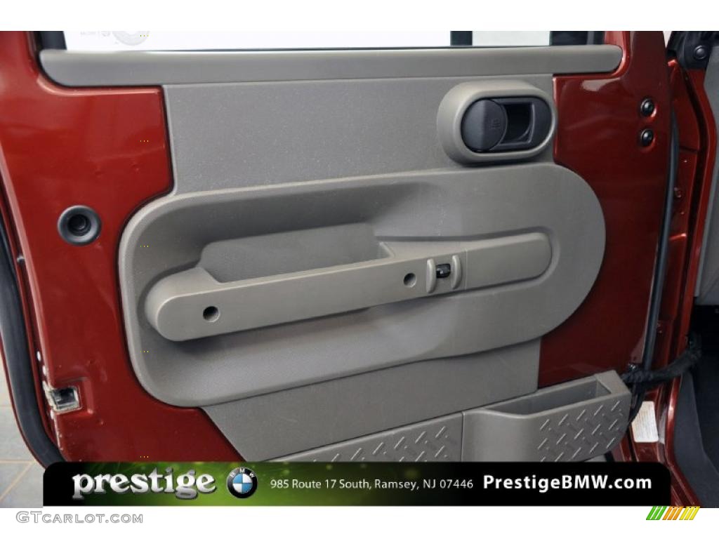 2008 Jeep Wrangler Unlimited Sahara 4x4 Dark Khaki/Medium Khaki Door Panel Photo #39130983