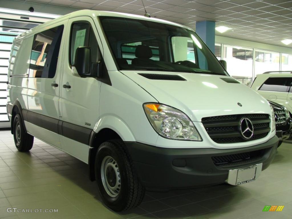Arctic White 2010 Mercedes-Benz Sprinter 2500 Cargo Van Exterior Photo #39131319