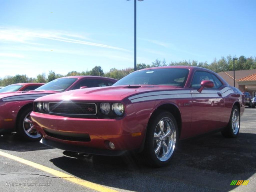 2010 Challenger R/T Classic Furious Fuchsia Edition - Furious Fuchsia / Pearl White Leather photo #1