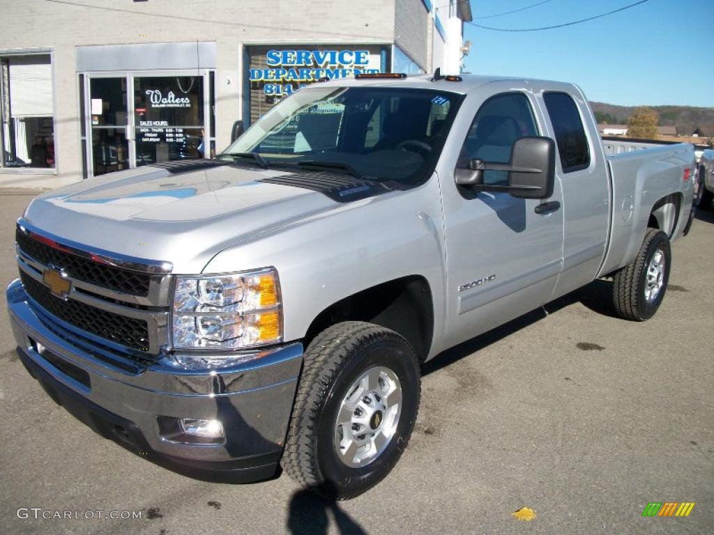 Sheer Silver Metallic 2011 Chevrolet Silverado 2500HD LT Extended Cab 4x4 Exterior Photo #39132495