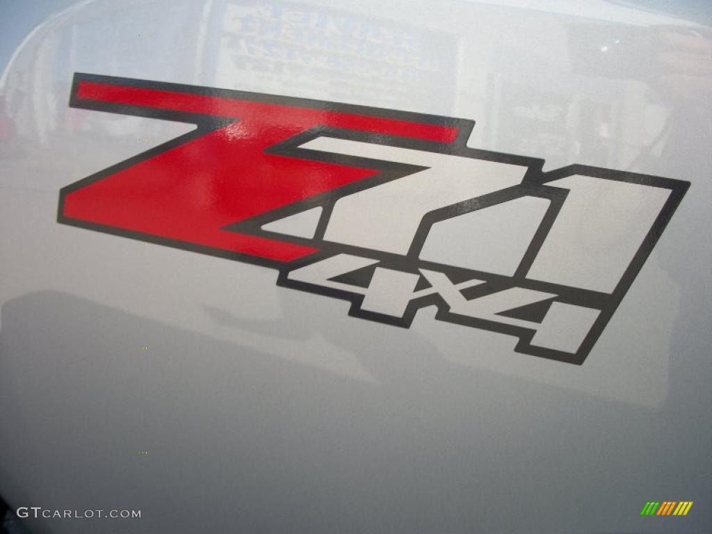 2011 Chevrolet Silverado 2500HD LT Extended Cab 4x4 Marks and Logos Photo #39132575