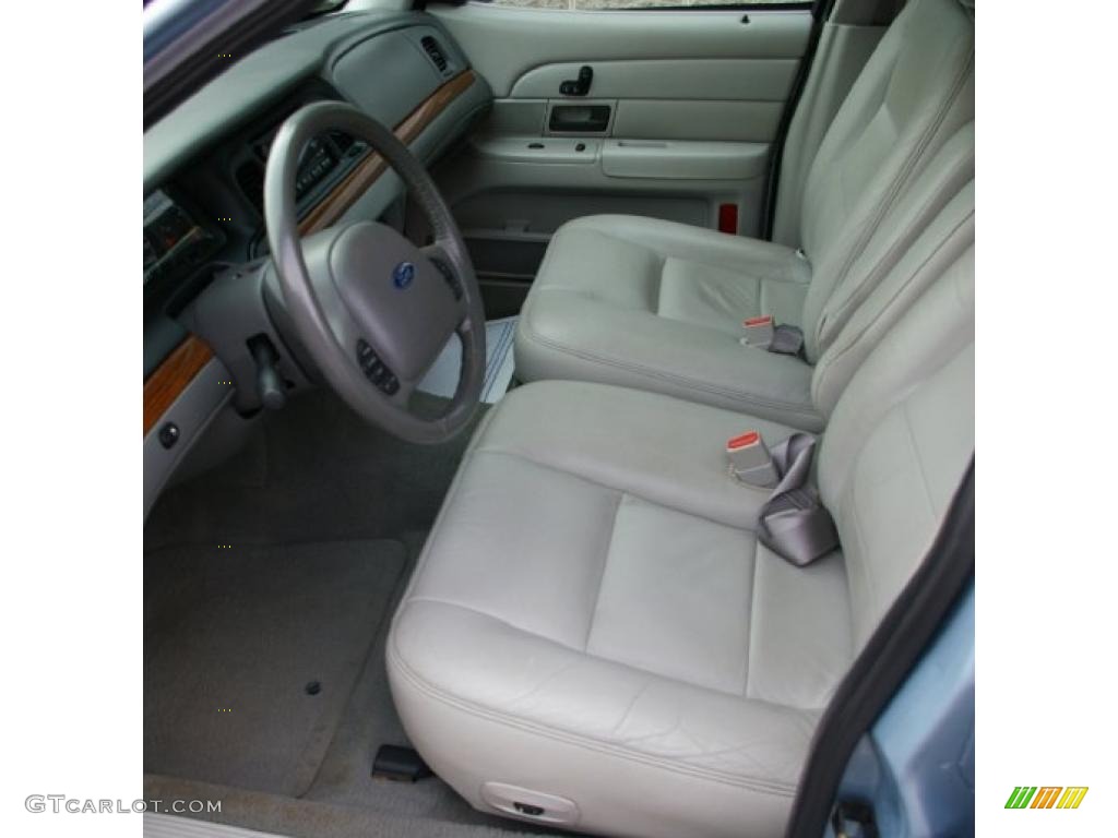 Light Flint Interior 2004 Ford Crown Victoria LX Photo #39132759