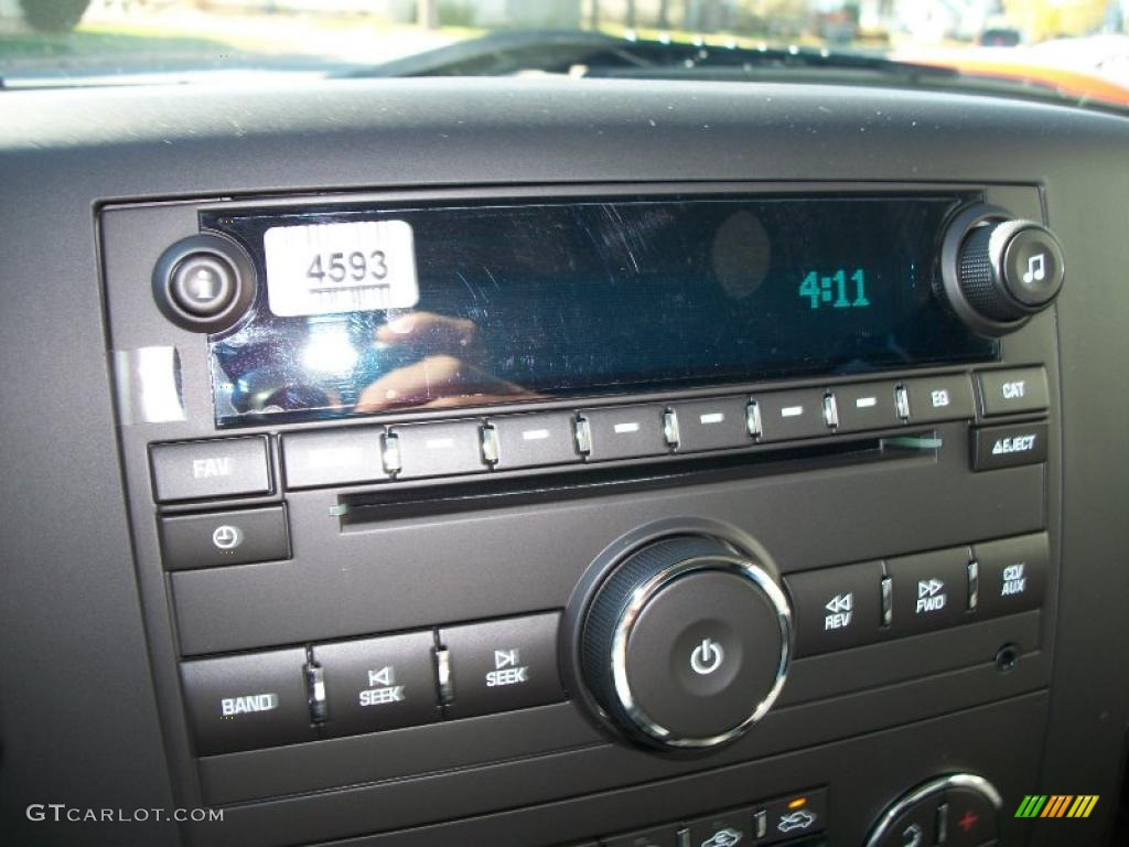 2011 Chevrolet Silverado 2500HD LT Extended Cab 4x4 Controls Photo #39132887