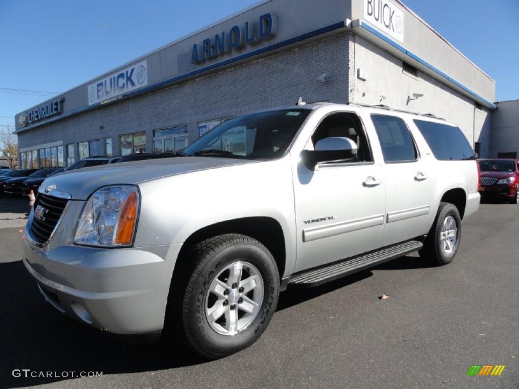 2010 Yukon XL SLT 4x4 - Pure Silver Metallic / Light Tan photo #1