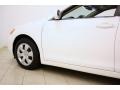 Super White - Camry LE Photo No. 25