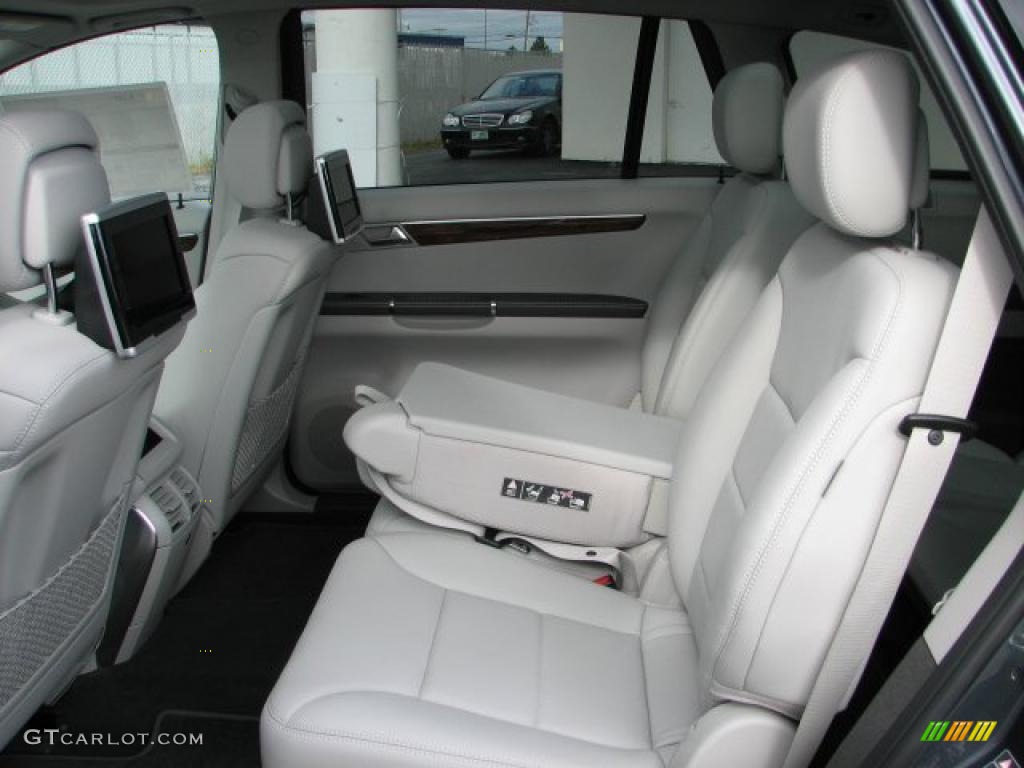 Ash Interior 2011 Mercedes-Benz R 350 4Matic Photo #39133839