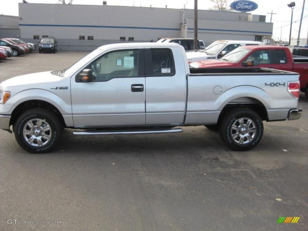 2010 F150 XLT SuperCab 4x4 - Ingot Silver Metallic / Medium Stone photo #1