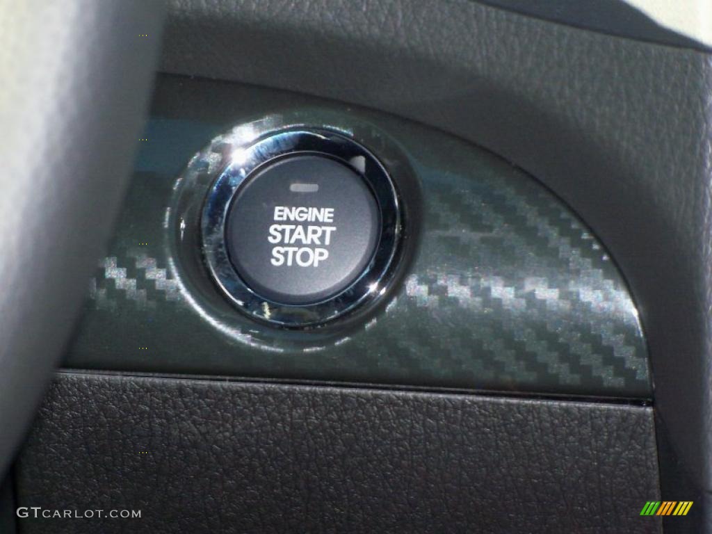 2011 Kia Sorento SX V6 AWD Controls Photo #39134871