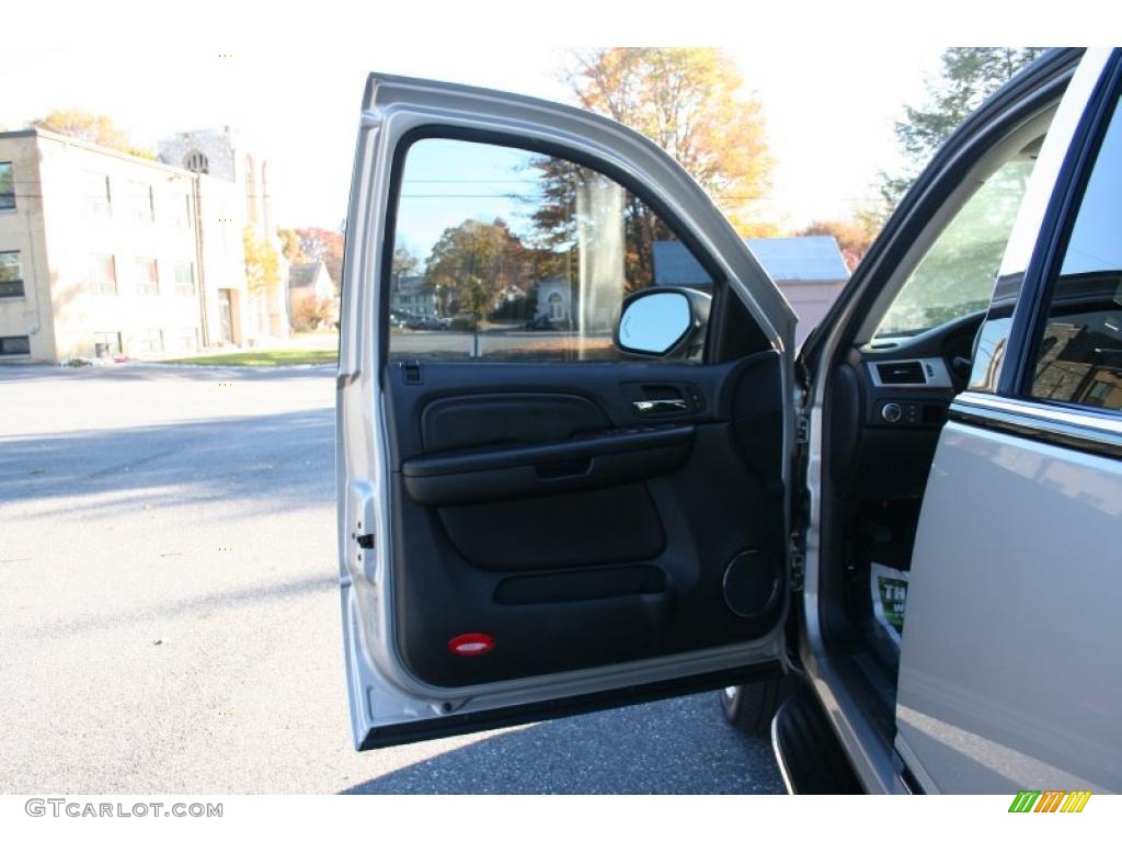 2008 Cadillac Escalade EXT AWD Door Panel Photos