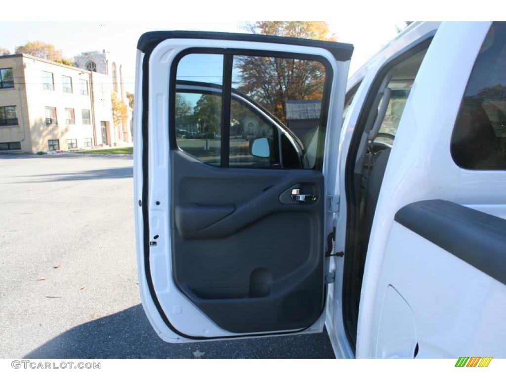 2008 Nissan Frontier SE Crew Cab 4x4 Steel Door Panel Photo #39136238