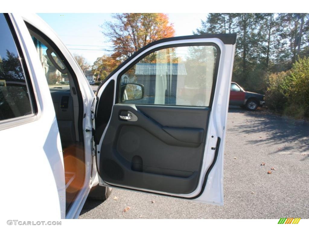 2008 Nissan Frontier SE Crew Cab 4x4 Steel Door Panel Photo #39136258