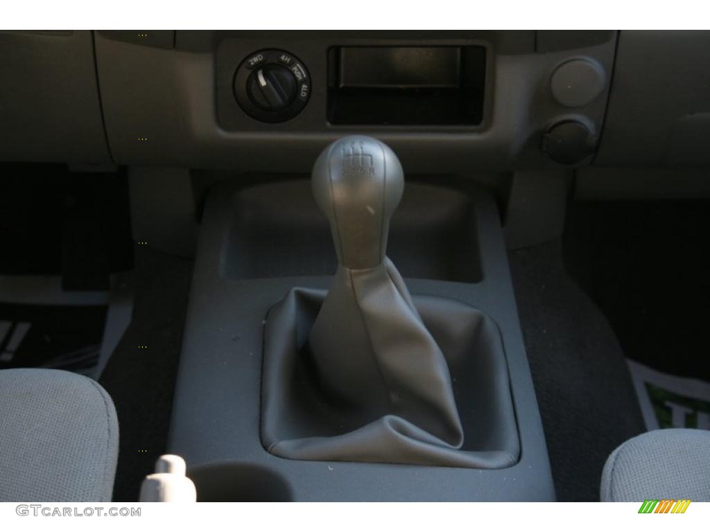 2008 Nissan Frontier SE Crew Cab 4x4 6 Speed Manual Transmission Photo #39136370