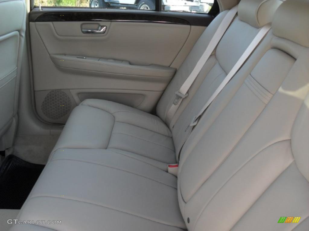 Shale/Cocoa Accents Interior 2011 Cadillac DTS Standard DTS Model Photo #39136762