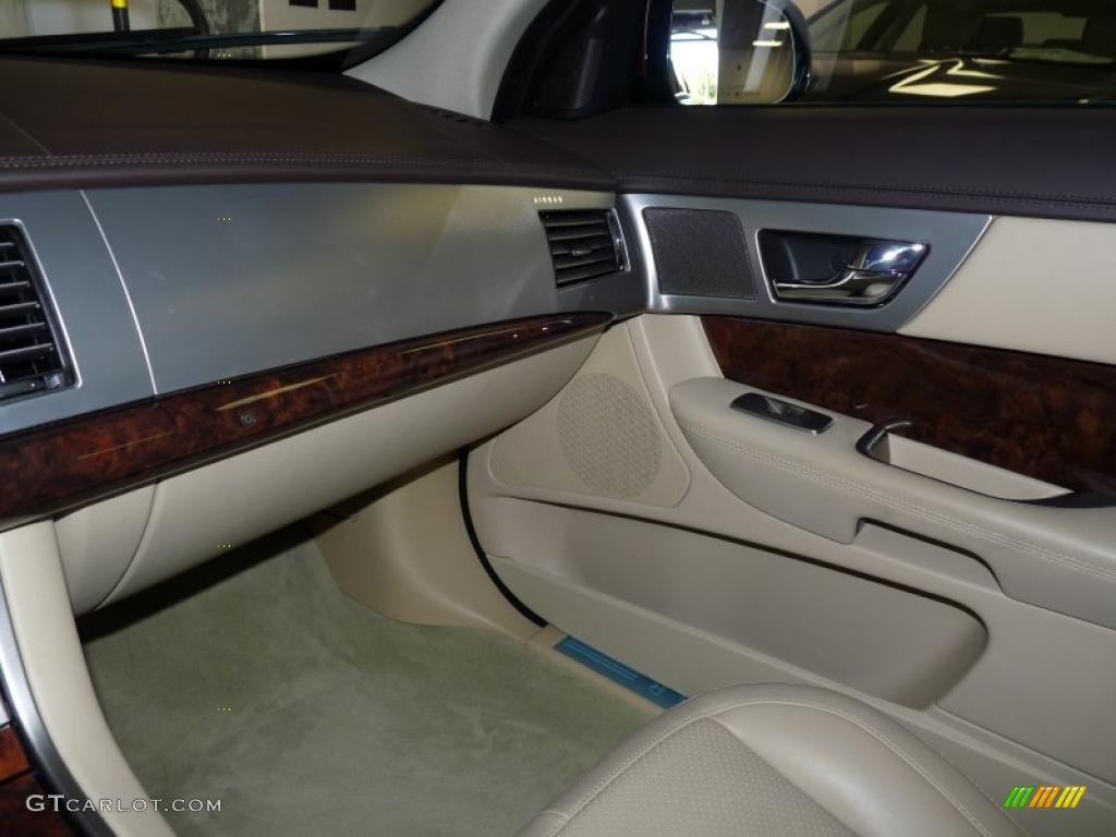 Barley Interior 2010 Jaguar XF Premium Sport Sedan Photo #39137598