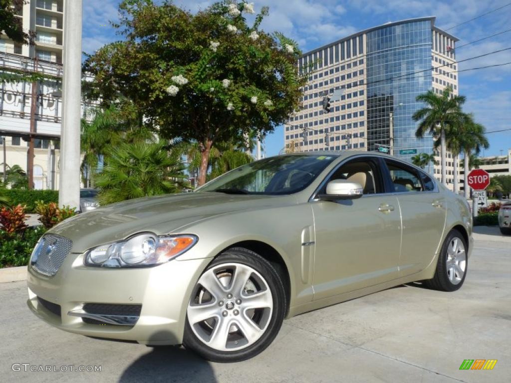 Winter Gold Metallic 2009 Jaguar XF Luxury Exterior Photo #39137786