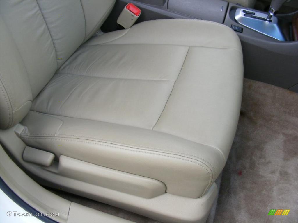Blond Interior 2008 Nissan Altima 2.5 S Photo #39138322