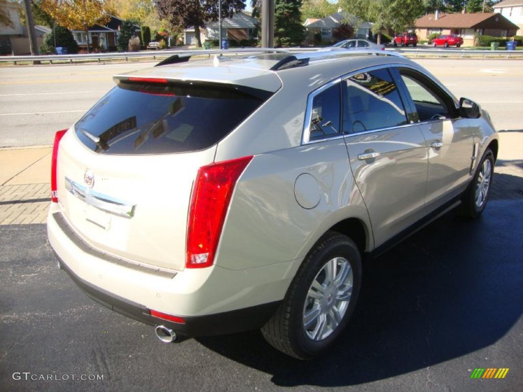 2011 SRX 4 V6 AWD - Gold Mist Metallic / Shale/Brownstone photo #4