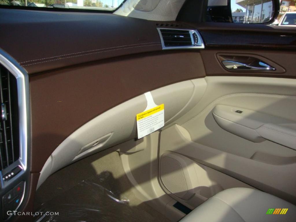 2011 SRX 4 V6 AWD - Gold Mist Metallic / Shale/Brownstone photo #18