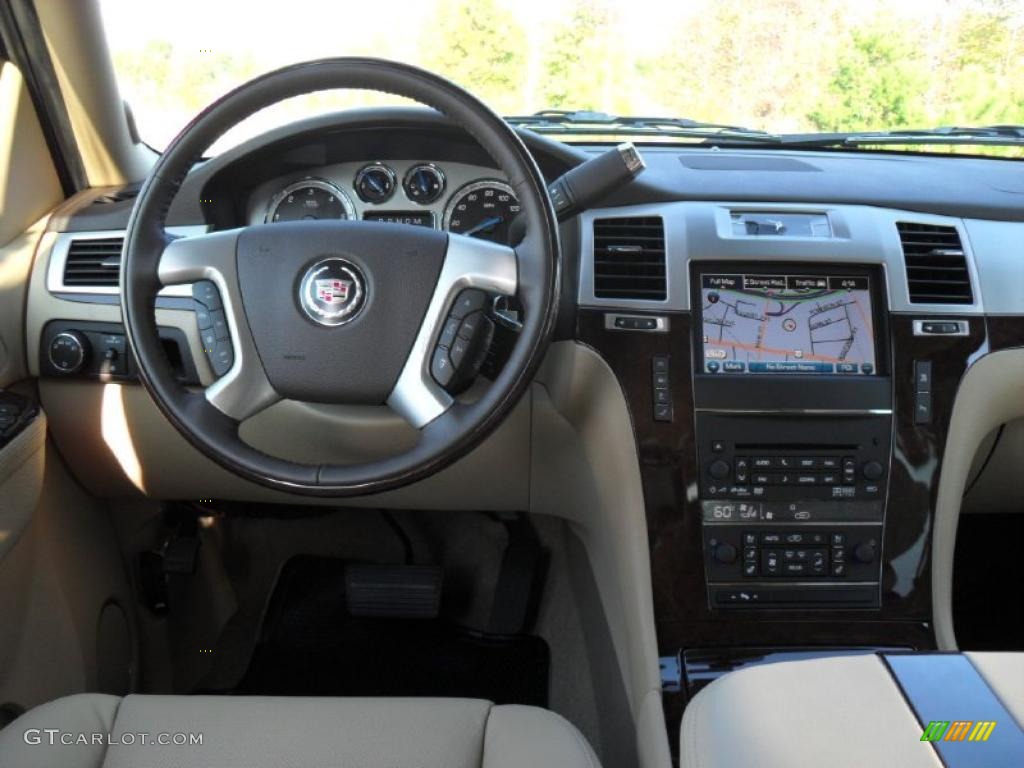 2011 Escalade Luxury AWD - White Diamond Tricoat / Cashmere/Cocoa photo #18