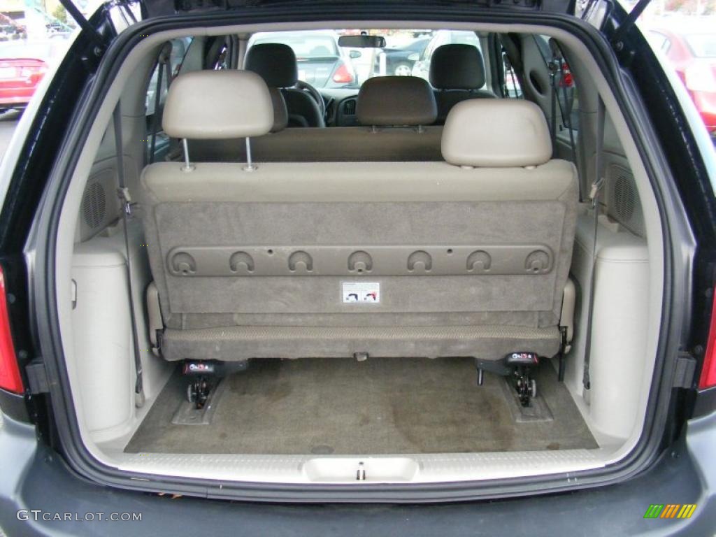 2007 Dodge Caravan SE Trunk Photo #39140458
