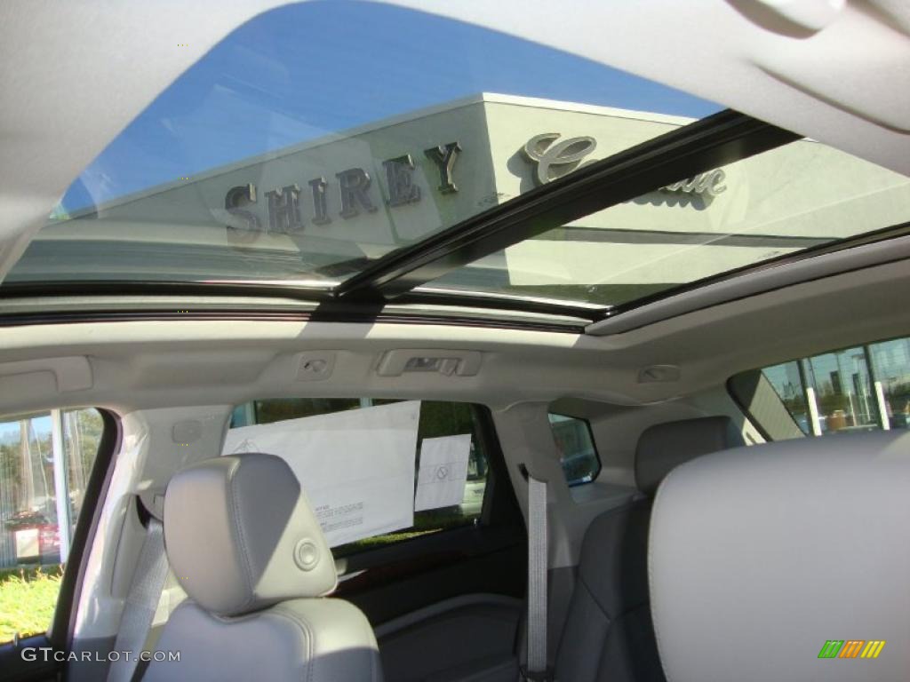 2011 Cadillac SRX FWD Sunroof Photo #39140582