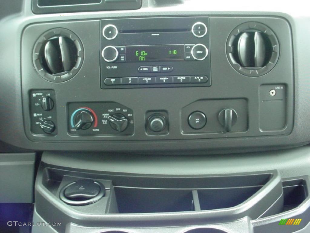 2010 Ford E Series Van E350 XLT Passenger Controls Photo #39142802