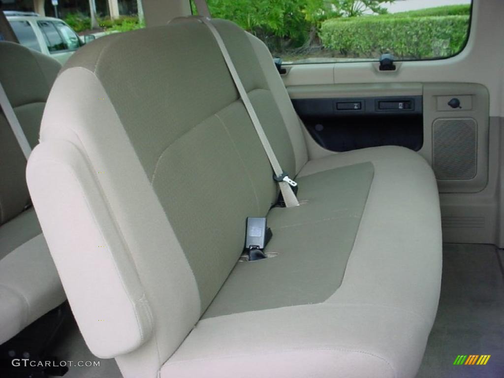 Medium Pebble Interior 2010 Ford E Series Van E350 XLT Passenger Photo #39143282