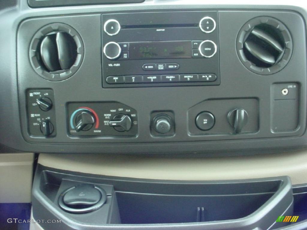 2010 Ford E Series Van E350 XLT Passenger Controls Photo #39143294