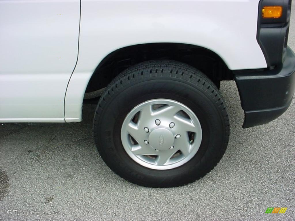 2010 Ford E Series Van E250 Cargo Wheel Photo #39143426