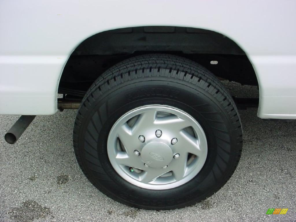 2010 Ford E Series Van E250 Cargo Wheel Photo #39143438