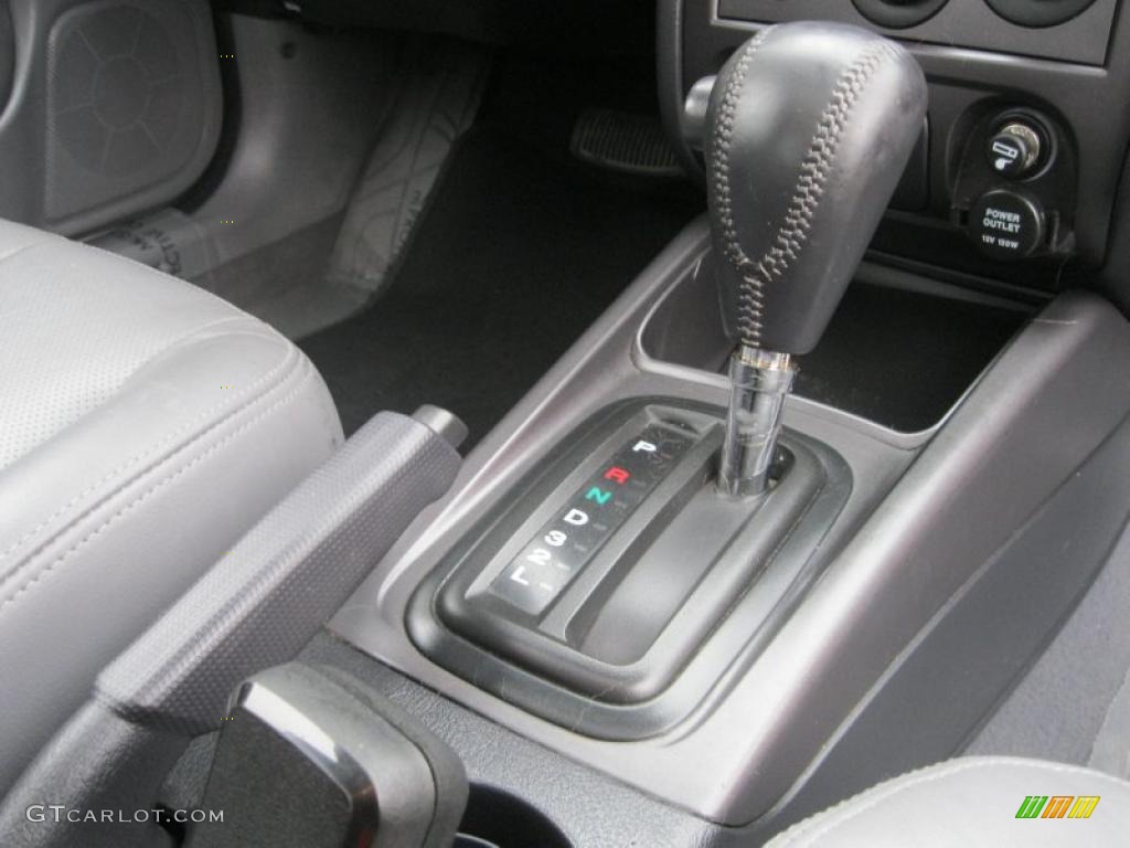 2004 Hyundai Elantra GT Hatchback 4 Speed Automatic Transmission Photo #39143538