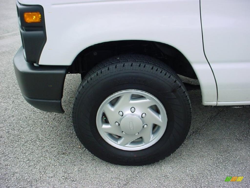 2010 Ford E Series Van E250 Cargo Wheel Photo #39143542