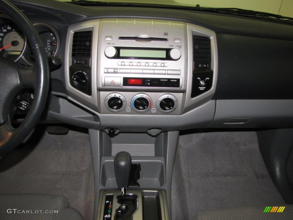2008 Toyota Tacoma V6 TRD Sport Access Cab 4x4 Controls Photo #39143662