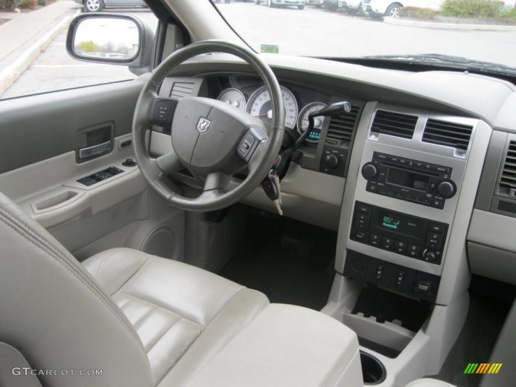2005 Dodge Durango Limited 4x4 Medium Slate Gray Dashboard Photo #39144002