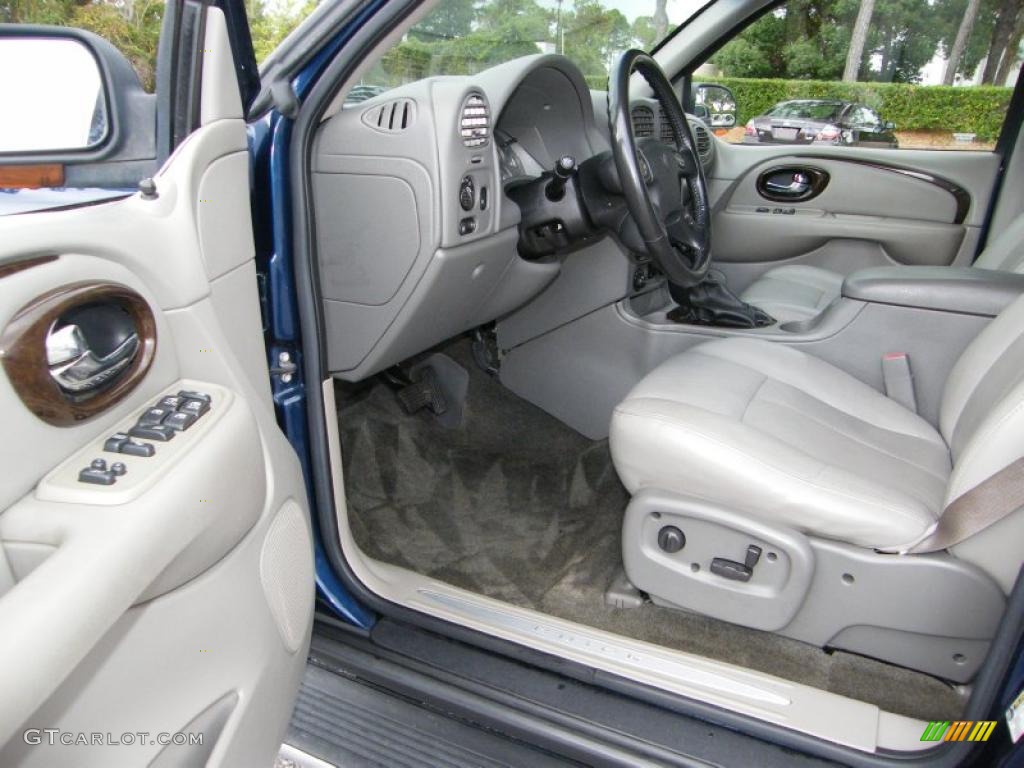Medium Pewter Interior 2004 Buick Rainier CXL AWD Photo #39144454