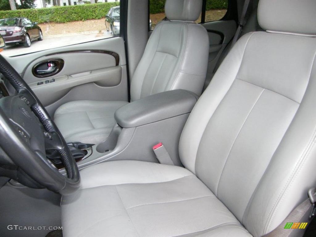 Medium Pewter Interior 2004 Buick Rainier CXL AWD Photo #39144462