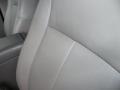 Medium Pewter Interior Photo for 2004 Buick Rainier #39144474