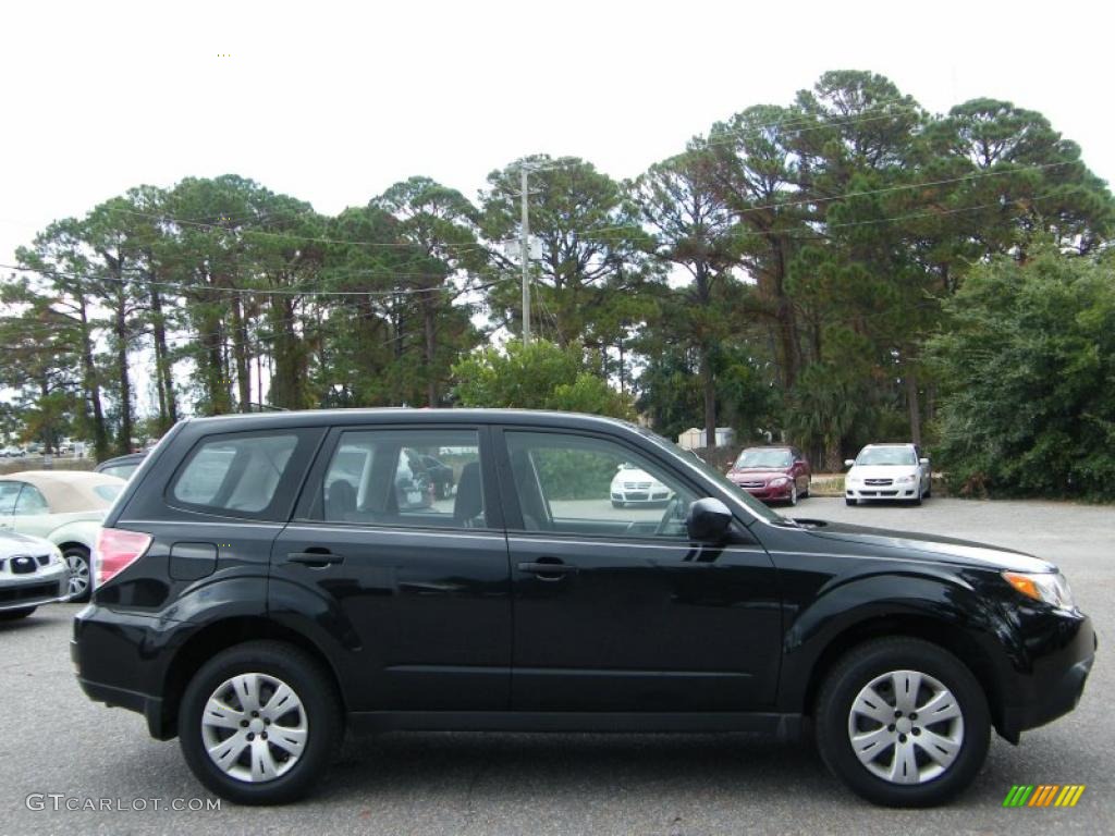 2010 Forester 2.5 X - Obsidian Black Pearl / Black photo #5