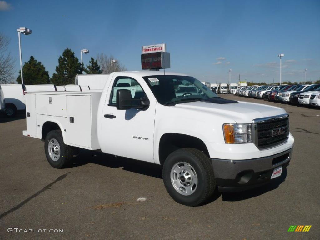 Summit White 2011 GMC Sierra 2500HD Work Truck Regular Cab 4x4 Chassis Commercial Exterior Photo #39149663
