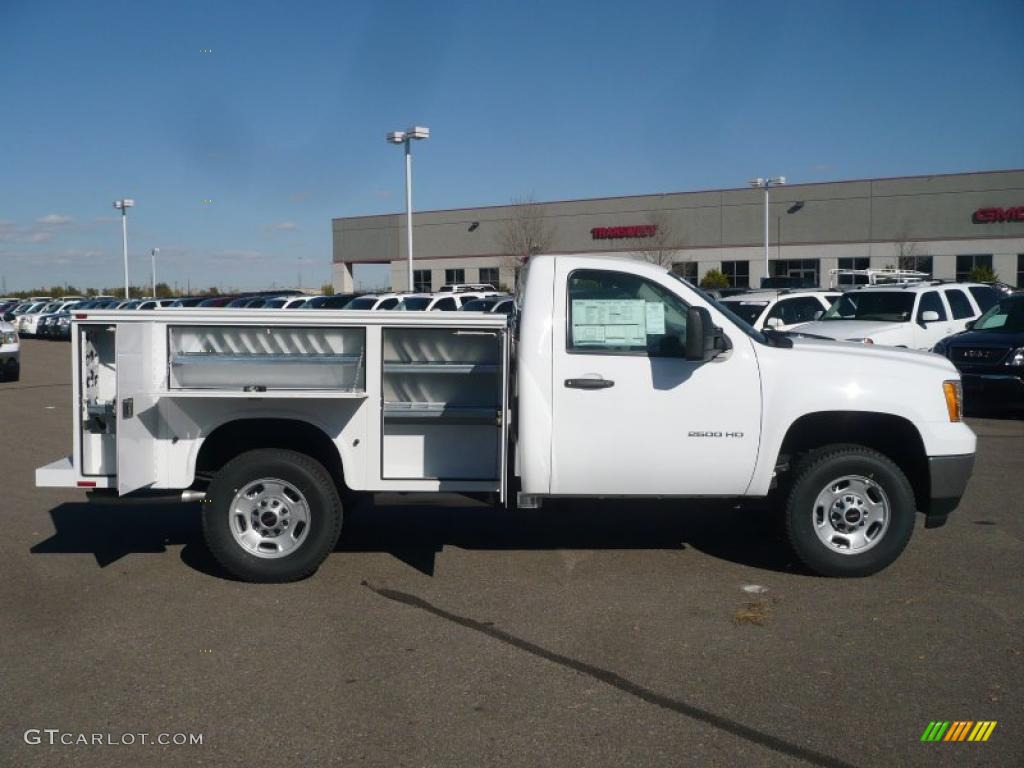 Summit White 2011 GMC Sierra 2500HD Work Truck Regular Cab 4x4 Chassis Commercial Exterior Photo #39149701