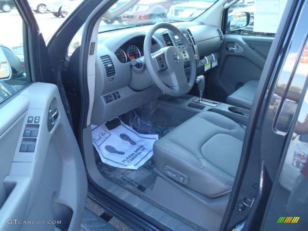 Steel Interior 2011 Nissan Frontier SL Crew Cab Photo #39150481