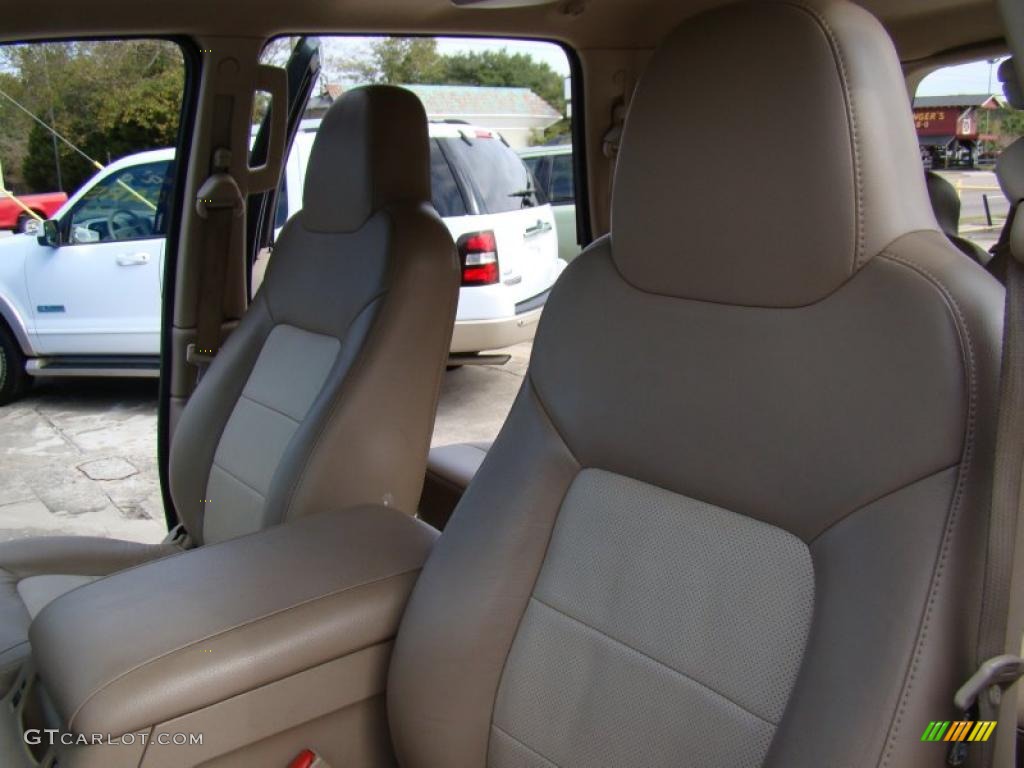 Medium Parchment Interior 2004 Ford Expedition Eddie Bauer Photo #39151209