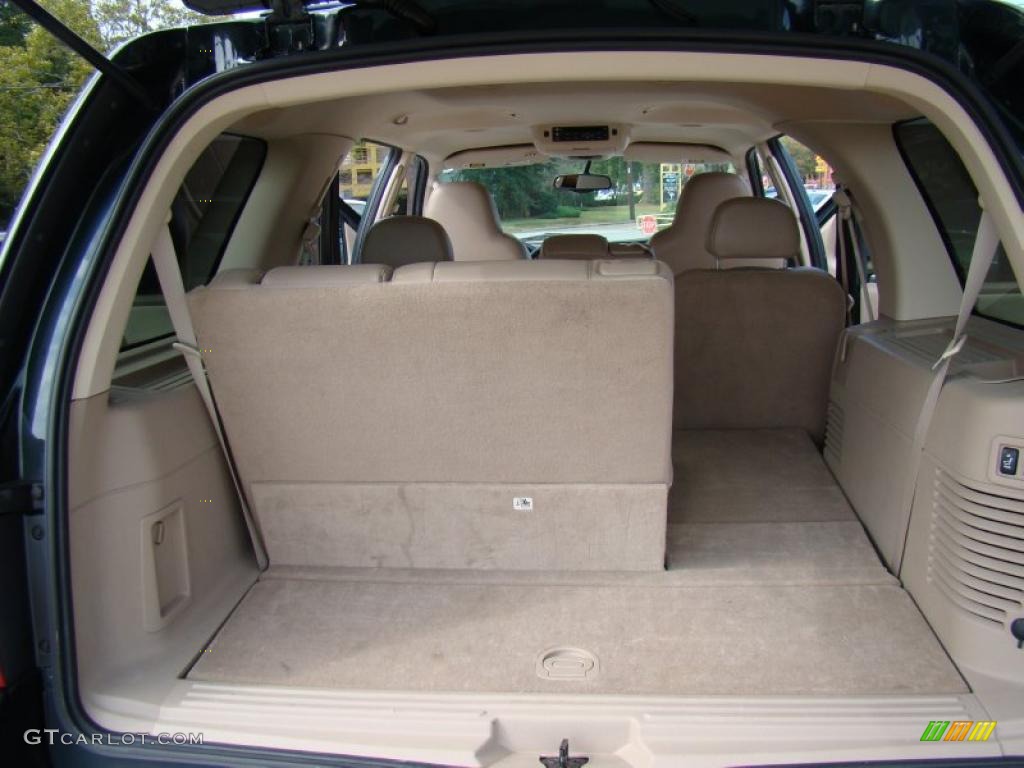 2004 Ford Expedition Eddie Bauer Trunk Photo #39151273