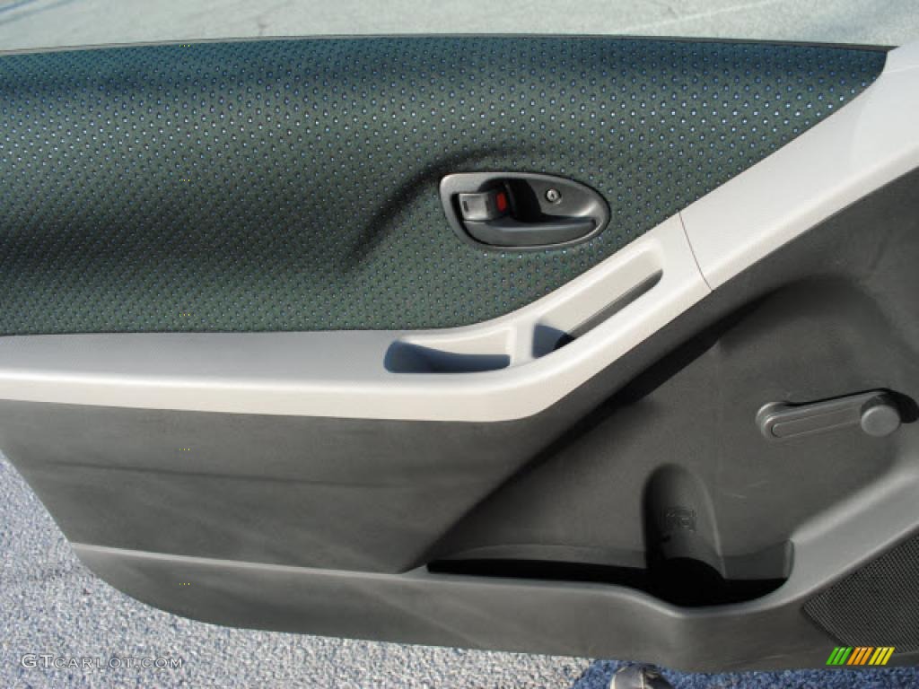 2008 Toyota Yaris 3 Door Liftback Door Panel Photos