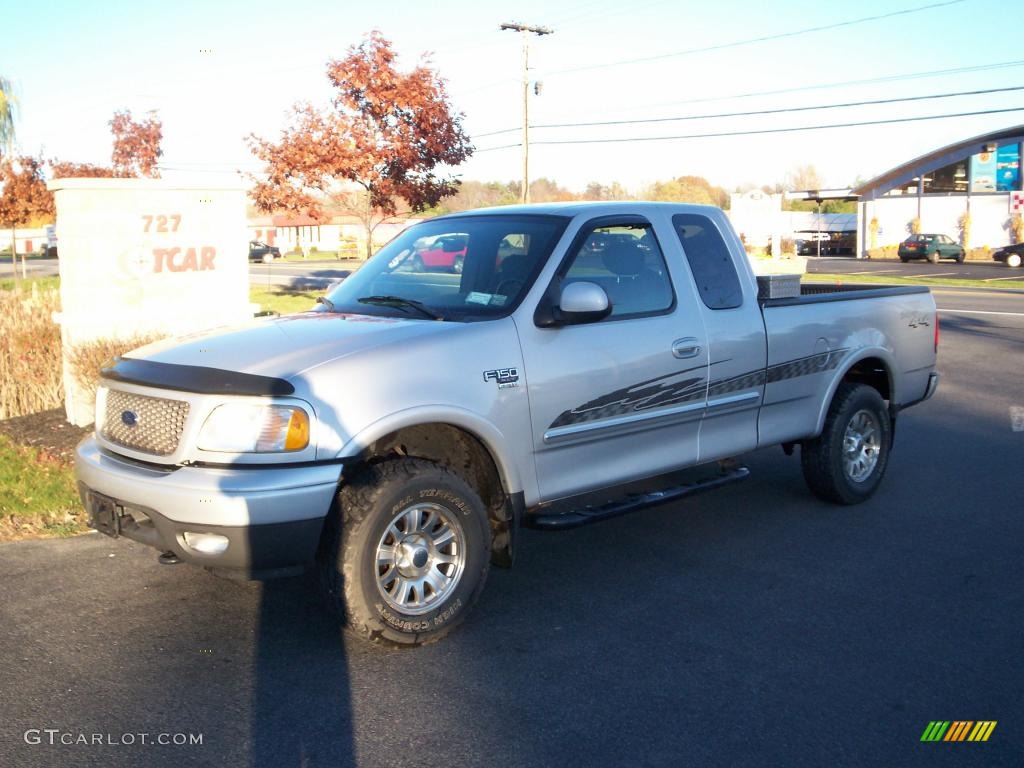 2003 F150 XLT SuperCab 4x4 - Silver Metallic / Medium Graphite Grey photo #1