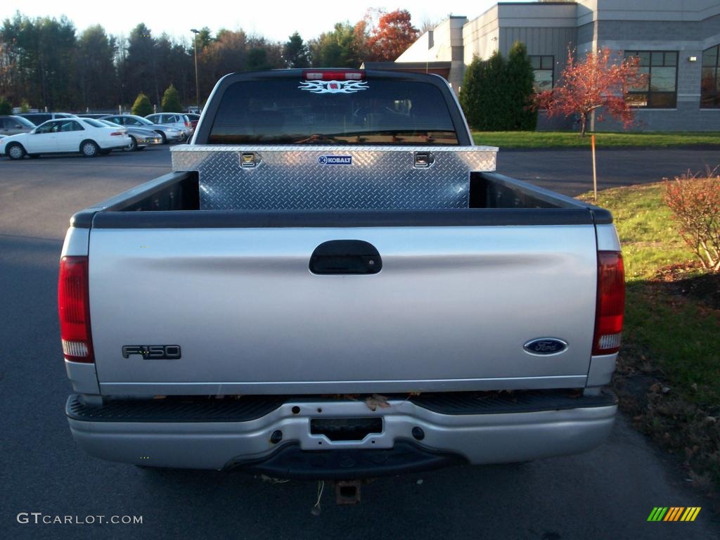 2003 F150 XLT SuperCab 4x4 - Silver Metallic / Medium Graphite Grey photo #5