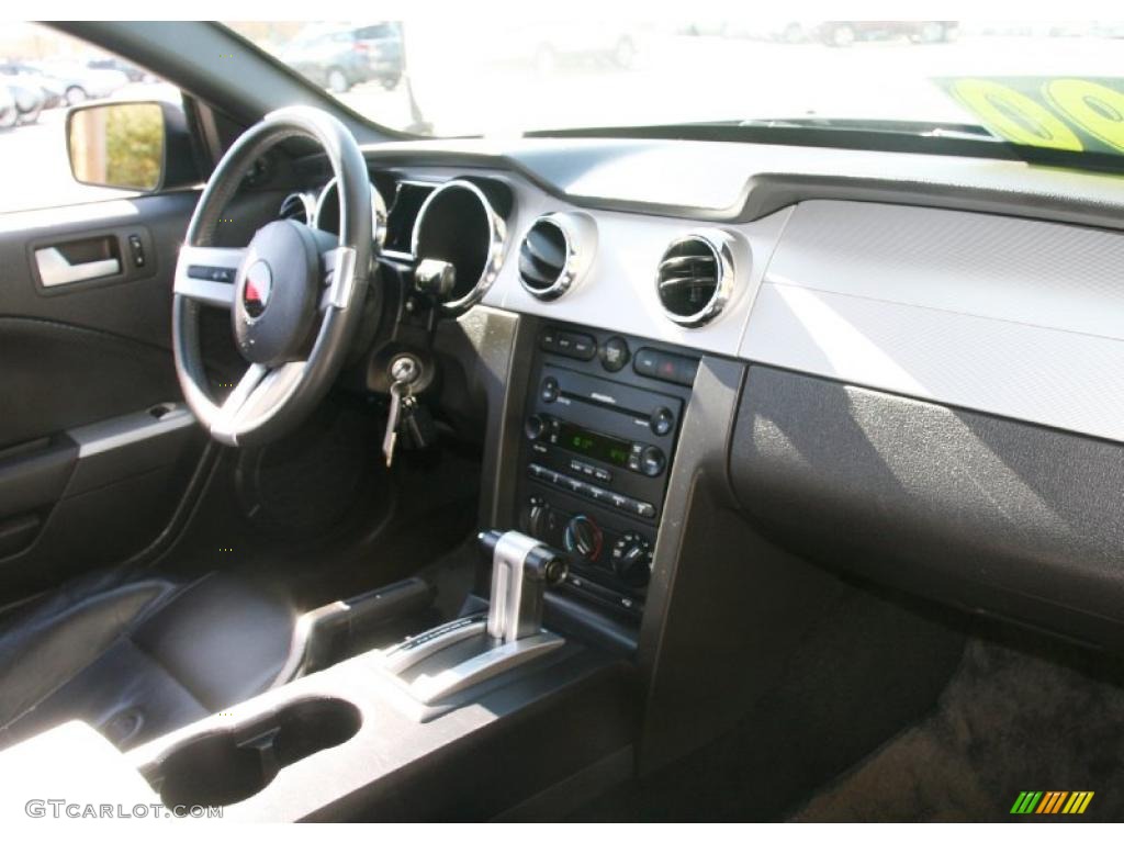 2006 Ford Mustang Saleen S281 Coupe Dark Charcoal Dashboard Photo #39155657